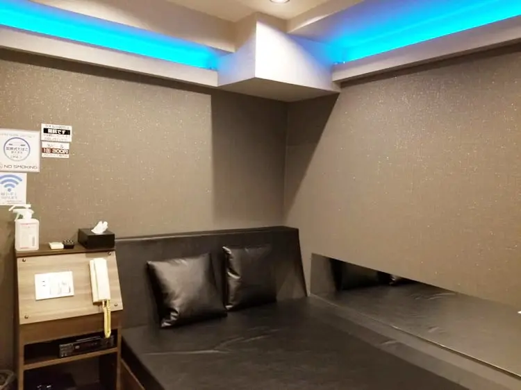 新橋レンタルルーム【Re-Zan~リザン~】